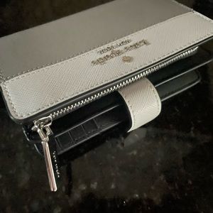 Kate Spade Wallet; NEW w/out tags